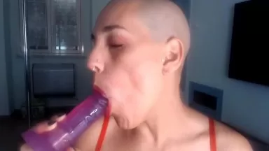 Bald housewife with a sexy voice to whisper in your ear