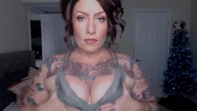 Goddess MistressindigoinkXXX is the master of SPH and control