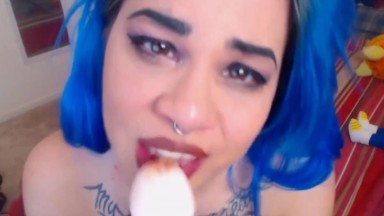 Harley Gin destroys her throat and struggles with gagging
